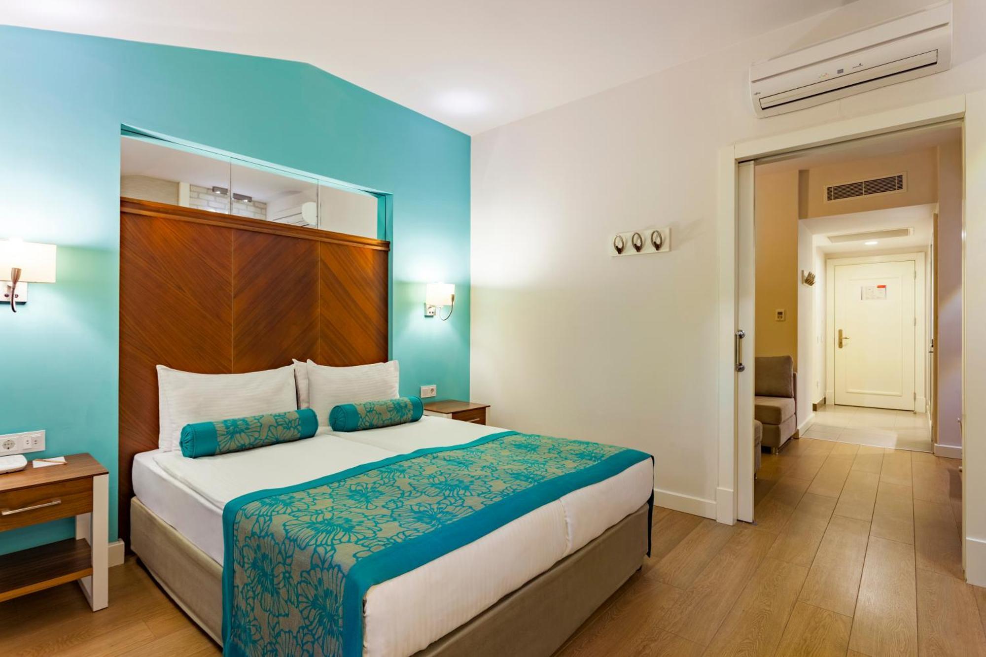 Hotel Terrace Beach Resort All Inclusive Side Exterior photo